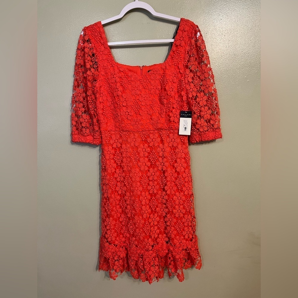 Tahari Womens Lace Tired Lined Square Neck Back Zip Mini Dress Party 6 NWT